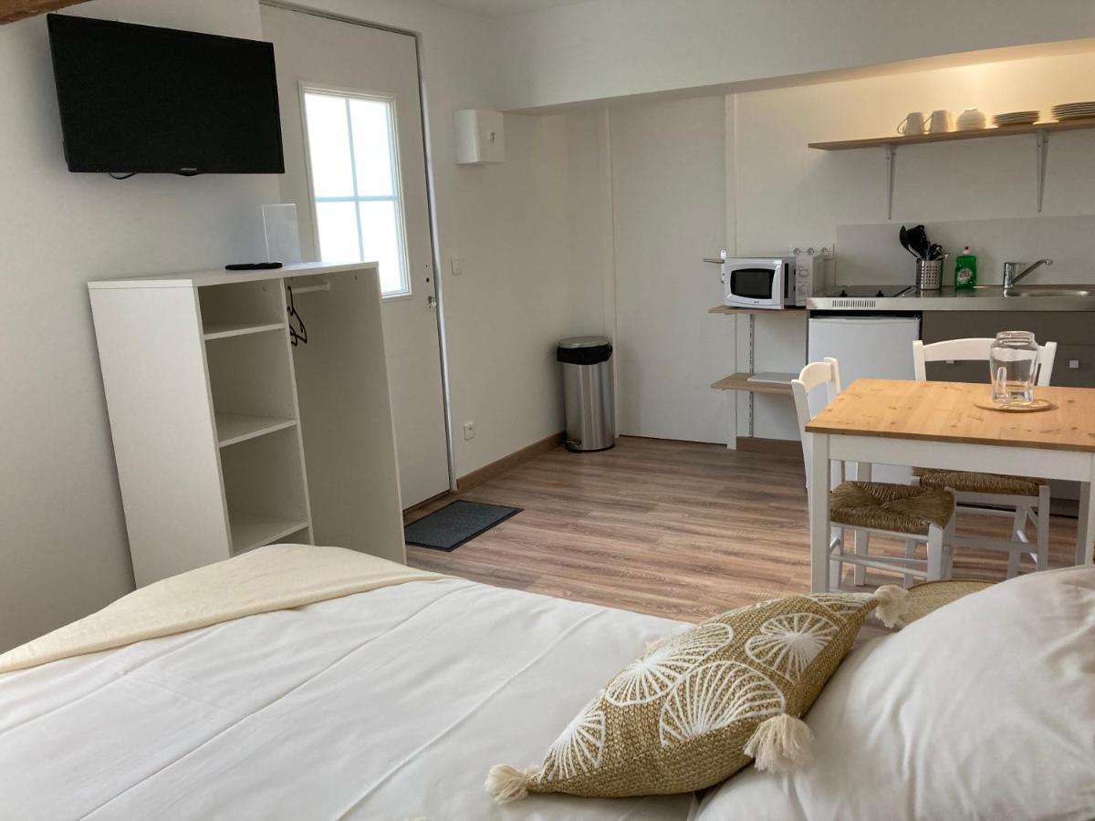 Appart'Hotel Saint Patrice บาเยอ ภายนอก รูปภาพ